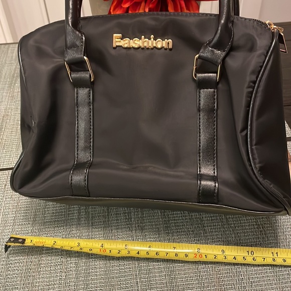 Fashion Black Hand Bag - Picture 4 of 4